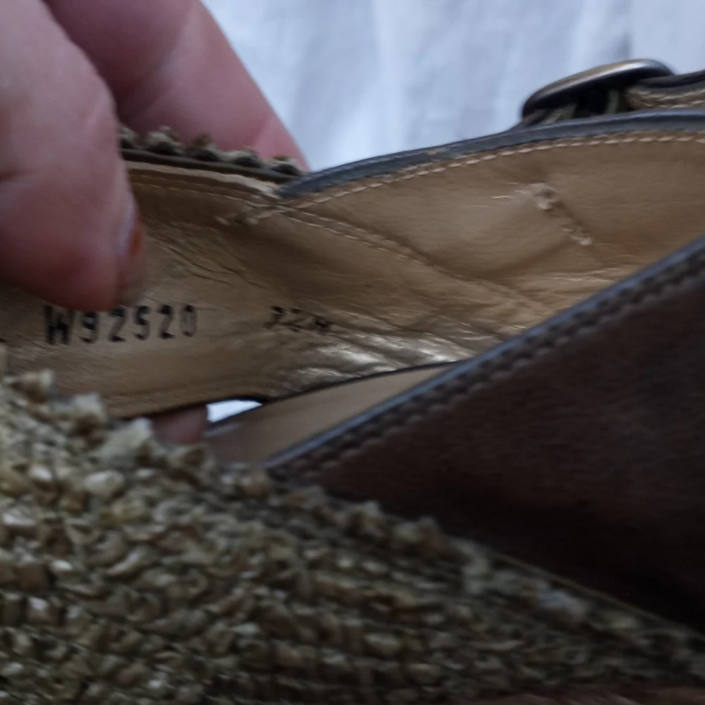 STUART WEITZMAN Olive Raffia Espadrilles - Picture 3 of 8